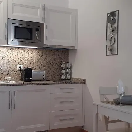 Lovely New House - Guests Apartments Апартаменты *