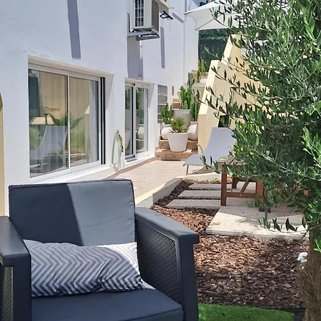 Апартаменты Lovely New House - Guests Apartments