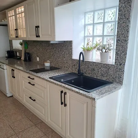 Lovely New House - Guests Apartments Ольян